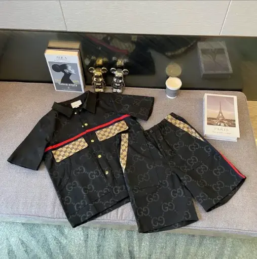 Completo Gucci